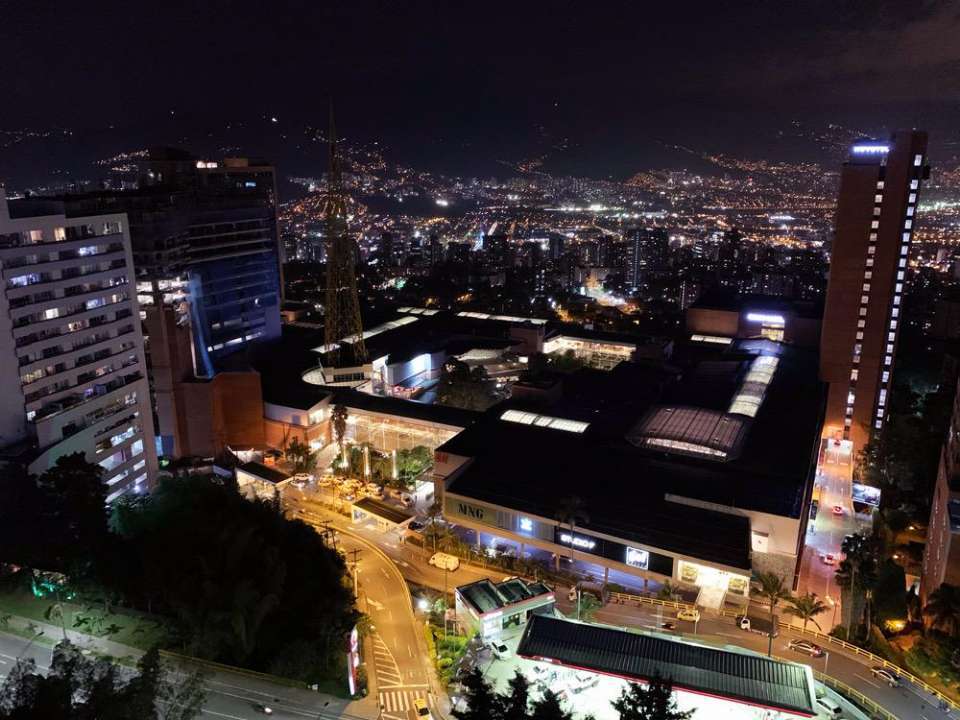 Venta Apartamento El Tesoro